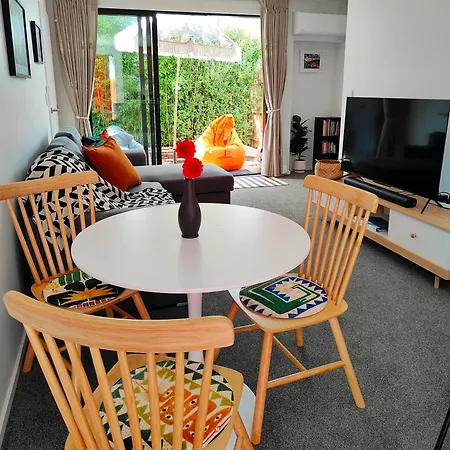 Tranquil Bamboo Oasis Apartment Christchurch Exterior photo