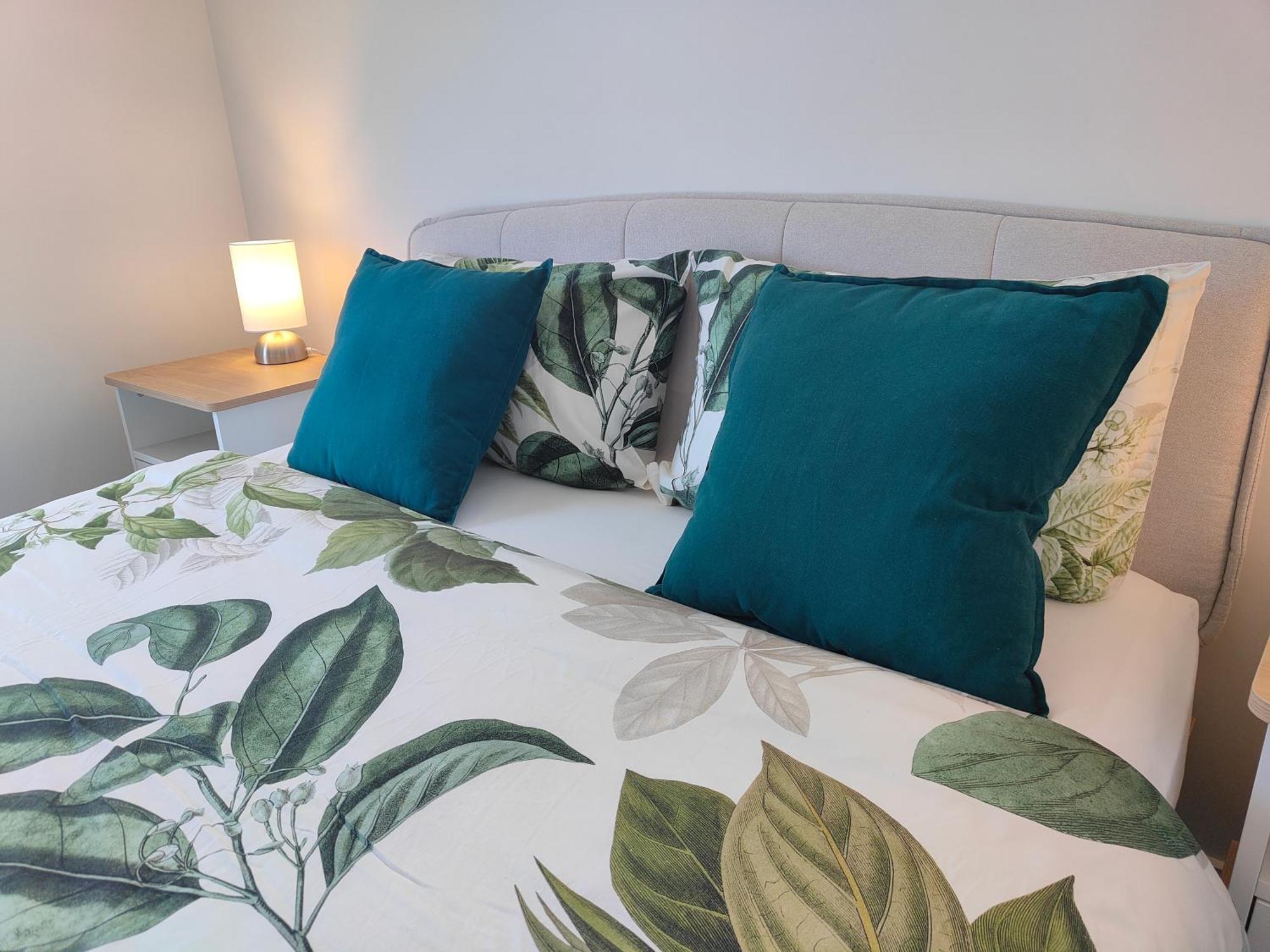 Apartment Tranquil Bamboo Oasis *